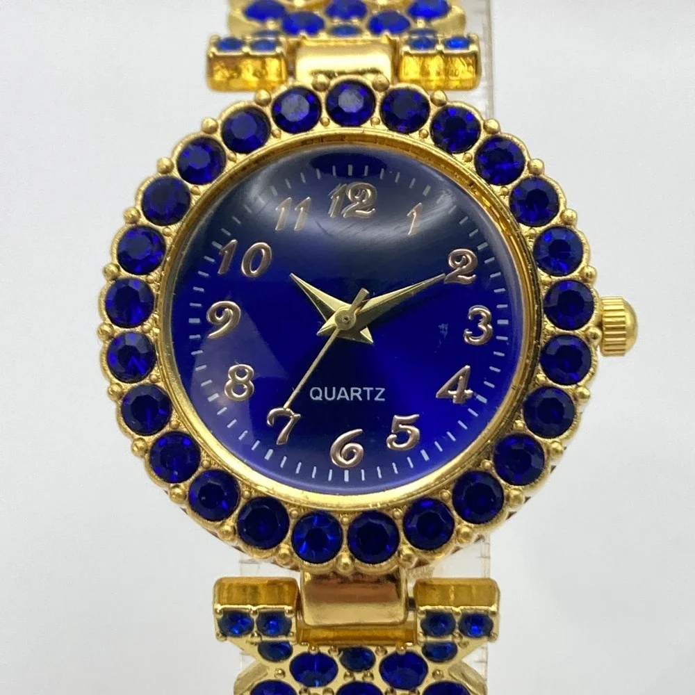 Modern Women's Watch 29mm Gold Tone Blue Crystals Bling Round New Battery 7.25